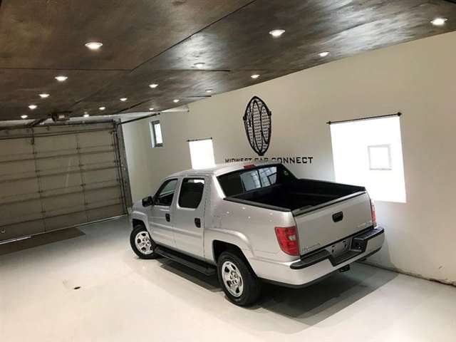 2010 Honda Ridgeline 4x4 RT 4dr Crew Cab